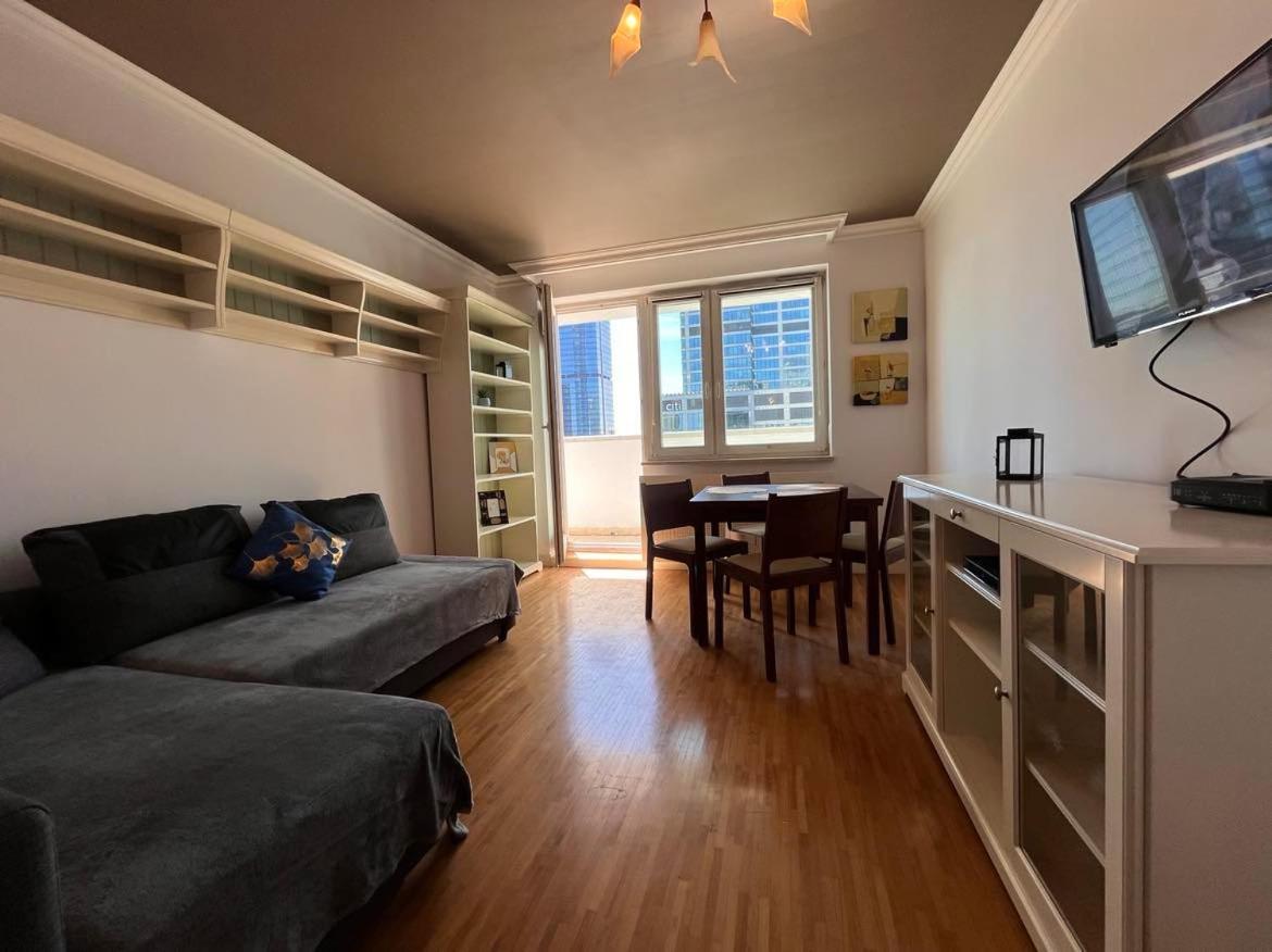 Appartement W Centrum Warszawy Z Darmowym Parkingiem